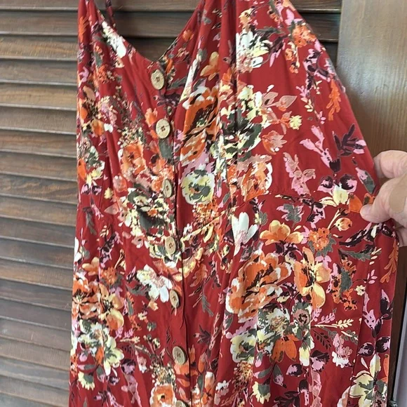 Floral Red Maxi Dress - Picture 3 of 5